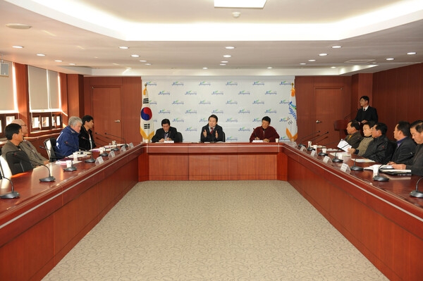 2013년 4/4분기 이장 협의회장 과의 간담회