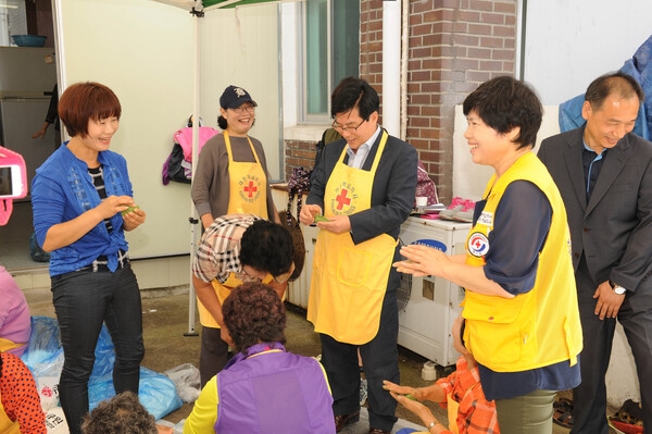 추석명절 사랑의 송편 만들기(대한적십자사 홍룡면)