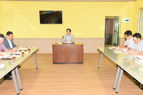농업기술센터 직원과 대화