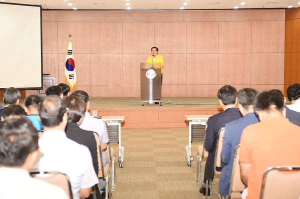 2015년 9월중 정례조회