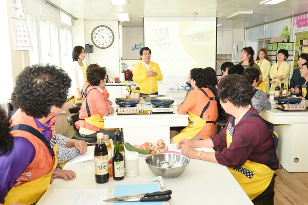 영양관리 교육 및 조리 시연