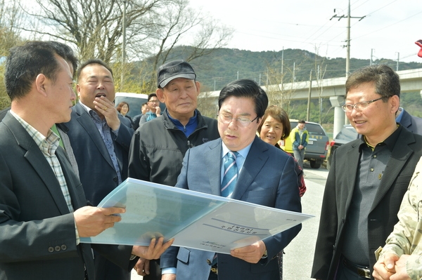 북이면 명정 마을 주민숙원사업 현장 방문