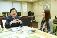 일요신문 인터뷰