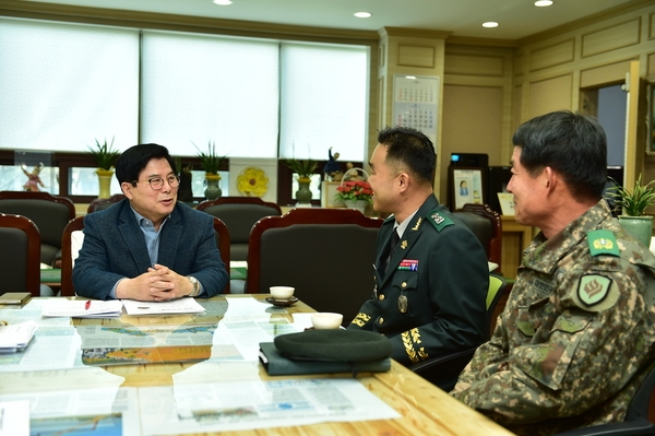 예비군 육성지원사업 감사패 전달
