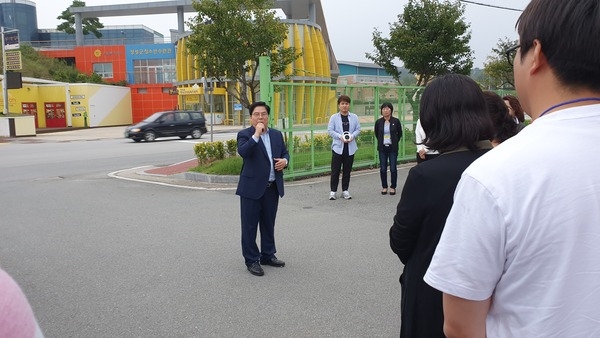 공직자 마인드 향상교육 격려