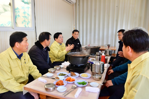 산업농공단지 대표들과 면담