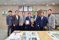 감사패 전달(고종친회)