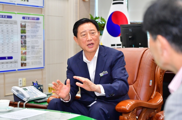 굿뉴스피플 8월호 인터뷰