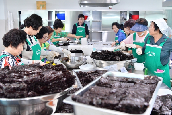 나눔 봉사활동 격려 방문