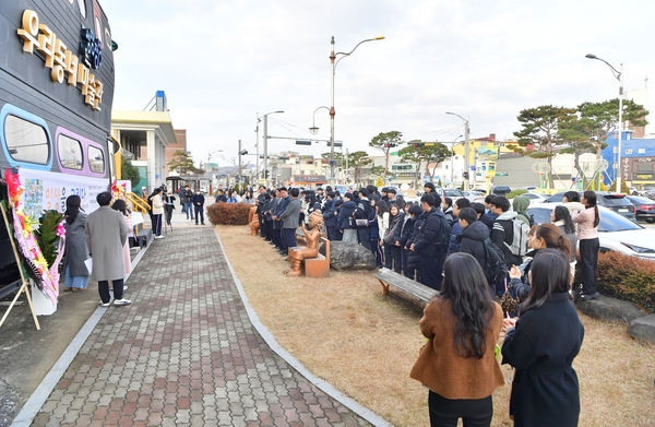 장성황룡중 작품전시회