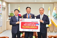 새한플러스 대표 기탁식